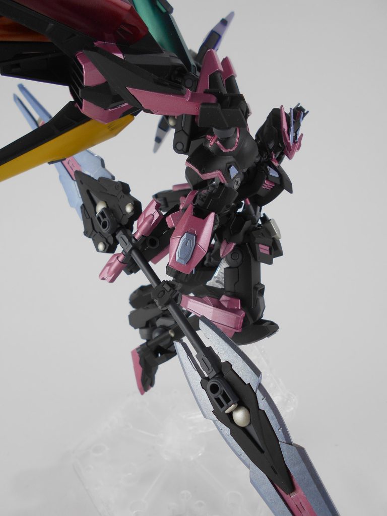 カレトヴルッフフェーダー・ハルバートモード。「ロレンゲ」と「ルレンゲ」を合体させた形態。