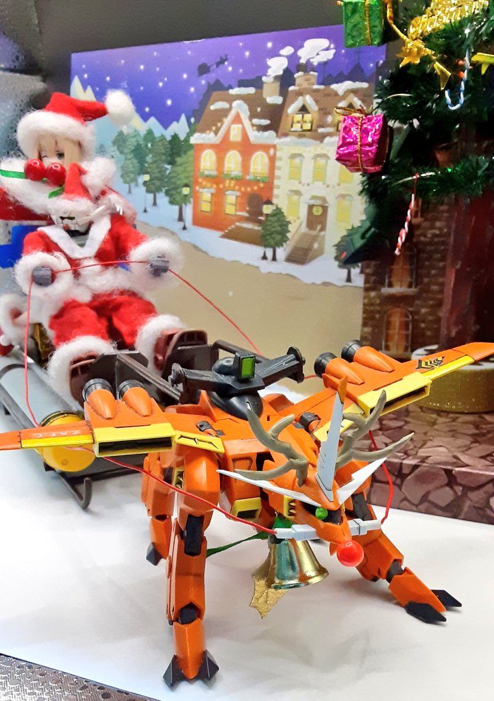 角はいらないランナーで作成し、鼻はBB弾です♪首のベルは100均で調達したものを組み合わせて作ってます( ´∀`) 