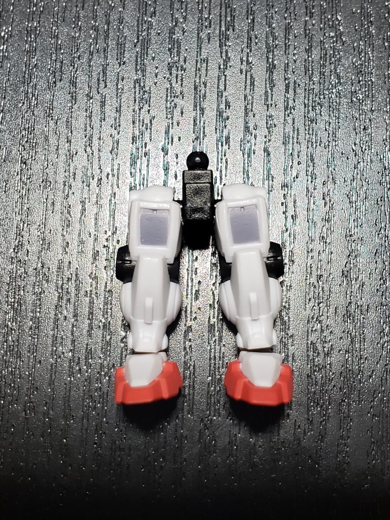 ついでに腰にも加工を施し、若干ですが捻りも出来る様にしてみました🎵 以降は加工と無加工の対比です❗