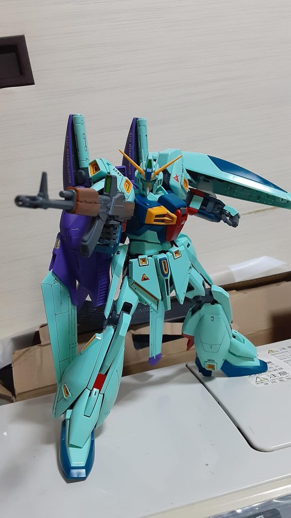 シールドを取り付けて、可動範囲確認写真