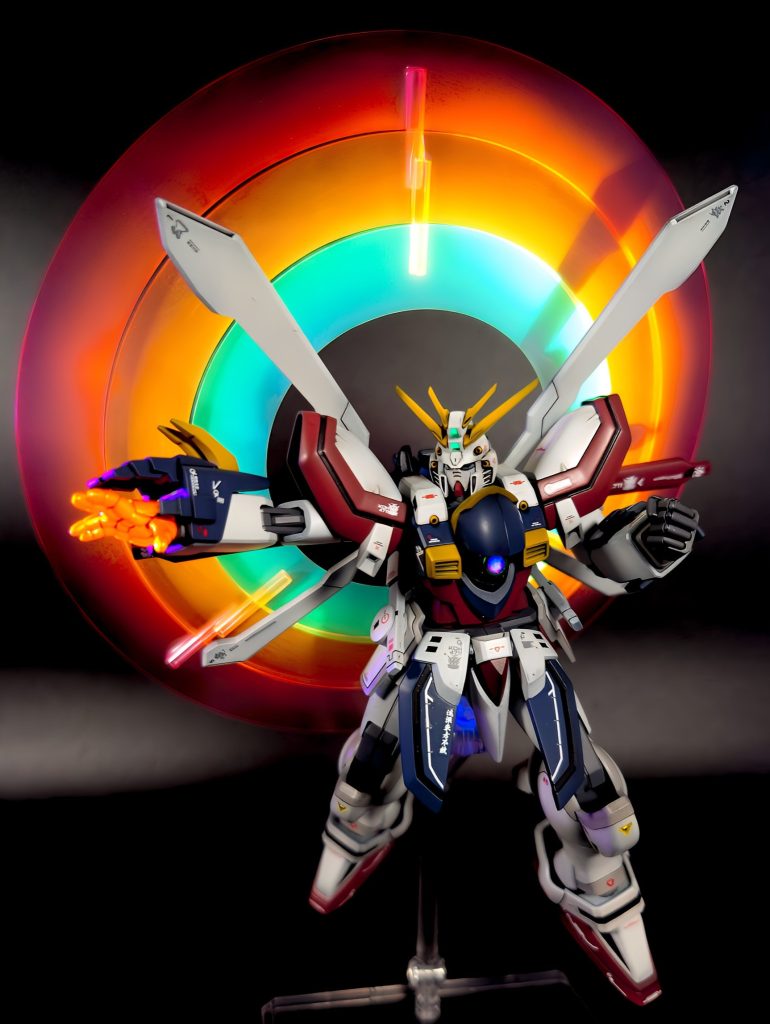 むしろどっちが主役がわからないほど光ってます。ちなみに背面の接続部分は陳腐すぎて見せられません😂