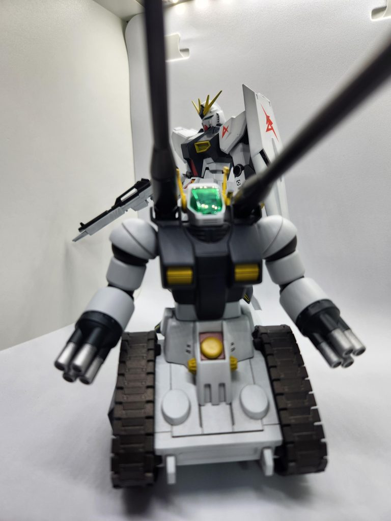 やっぱりνガンダムはかっこいいです！