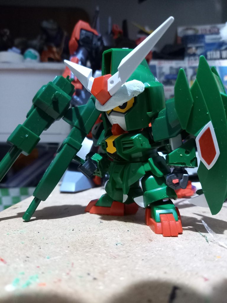 日差しと腕改造　マニピュレーター化してます。