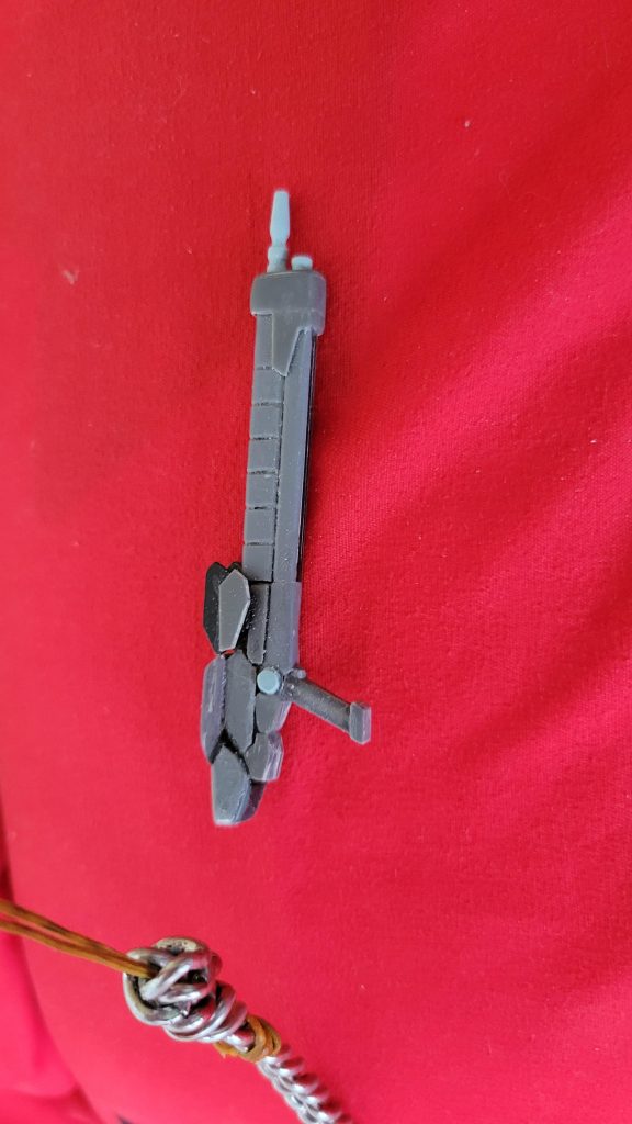 この模造レーザー銃はフィルムでできています