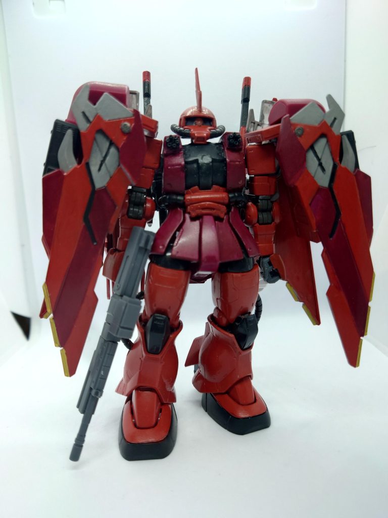 機体名：SU-ZAKU型式番号：MS-06［SS03］シャア専用ザクをベースに、「朱雀」のコンセプトを取り入れて空中戦に特化した機能を持たせた機体。「SU」は「スカイユナイト」の略。