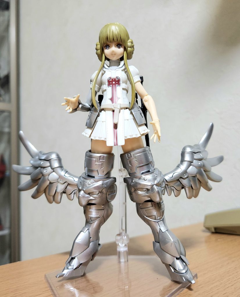 ガンプラじゃないですが、コツコツと作成中のユリゴッドバスター。このキットのキャラデザが【あきまんさん】なので、ある意味ガンプラでしょうꉂ🤣𐤔甲冑のシルバー塗装は完了。髪の毛をブロンドっぽくしてグラデかけてみたけど…もう一歩ですかね💦