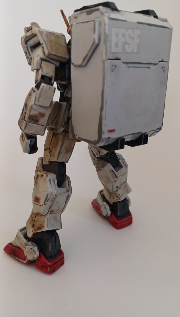 バックショットうっすらですがEFSFと書いてあるデカールが貼ってあります。