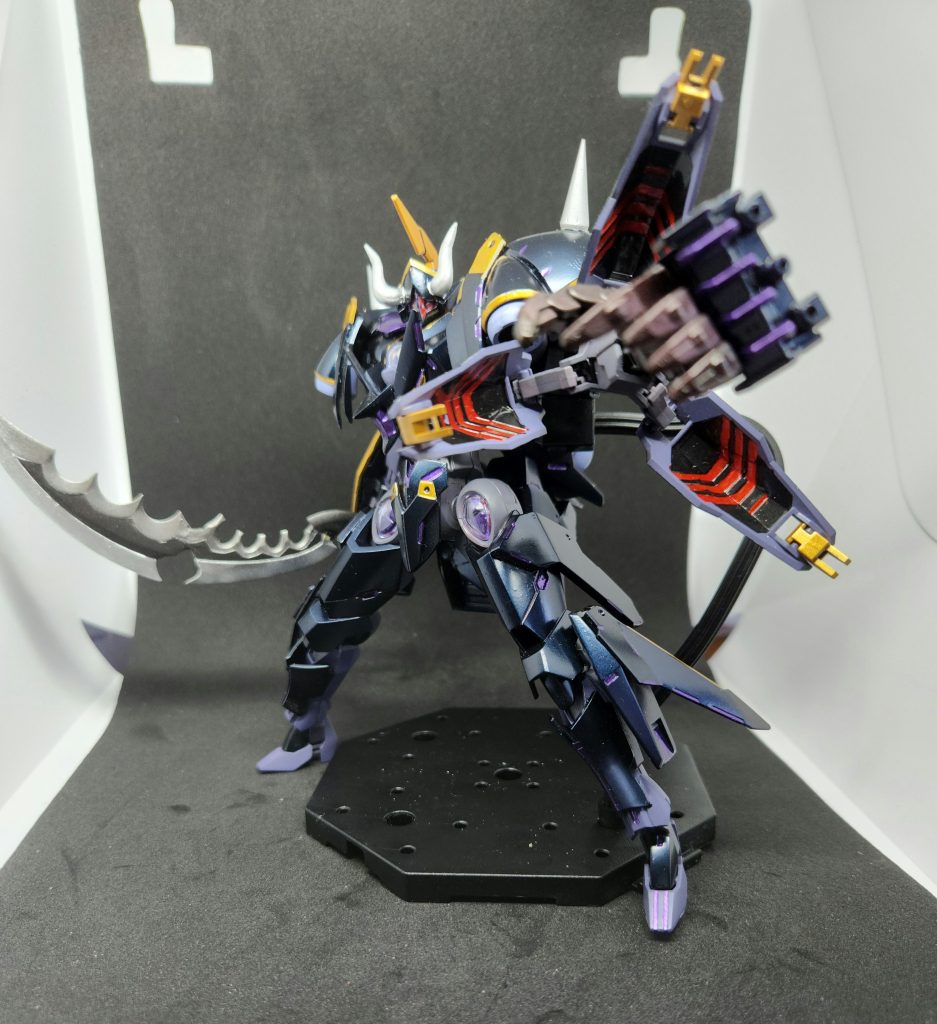 ビームブレイザー改銃口は手甲部分に移動してます