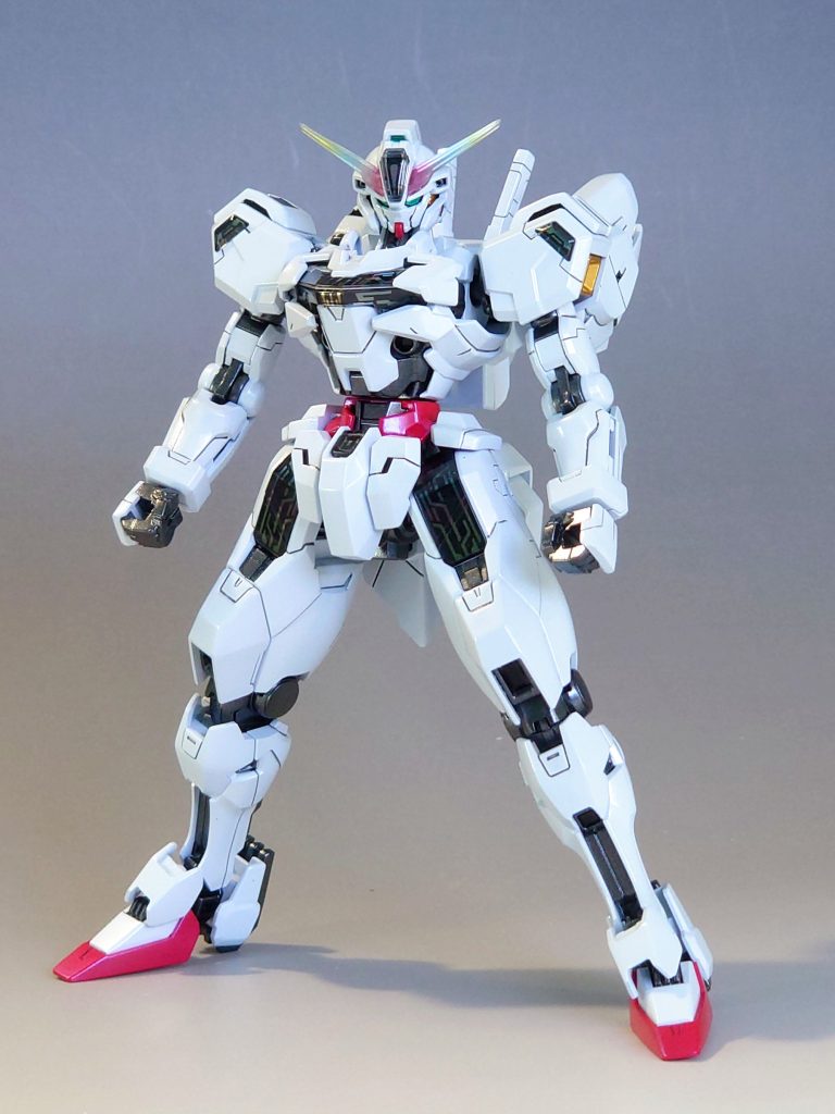 塗装はメタリック&パール塗装。光沢仕上げです。