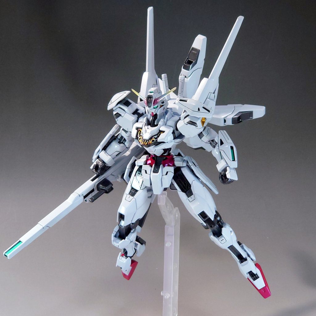 シールドパーツを装着。