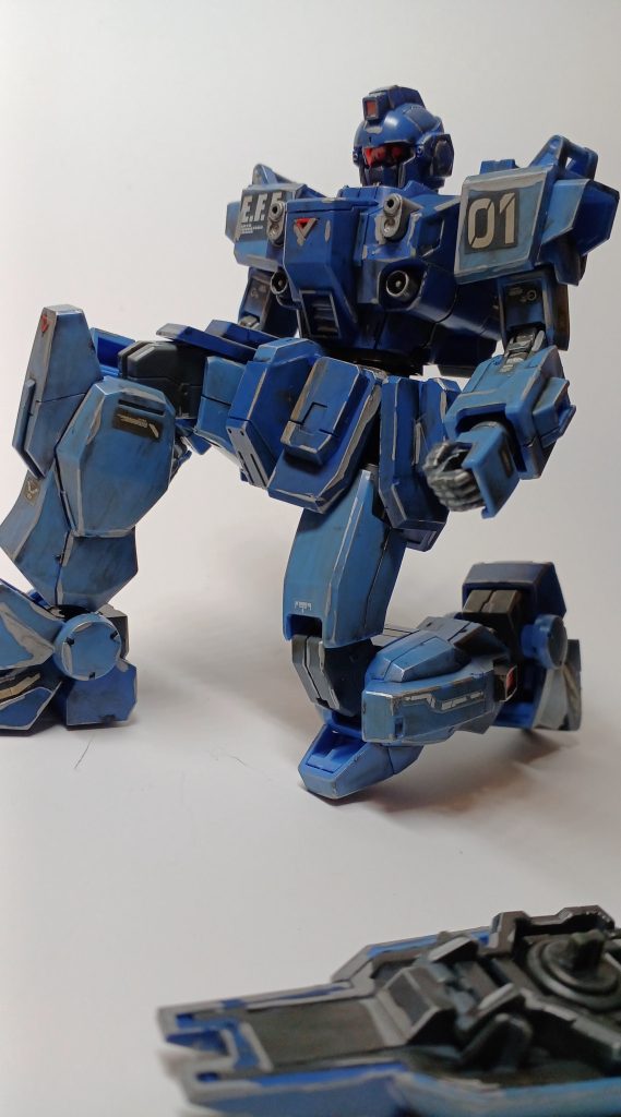 可動域も優秀で膝立ち出きる範囲です。