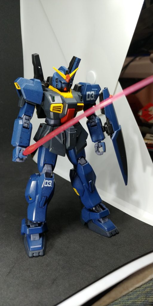 今回は調色とかしないで、久々に全てそのままのガンダムマーカーでティターンズブルーの入ったガンダムマーカーアドバンスセット買いました。使用ガンダムマーカーティターンズブルー、Ｇレッド、Ｇイエロー、Ｇブラック、Ｇグレー、Ｇメカグレー、メタリックブラック、ヘビーガンメタリック、ホワイトゴールド、ファントムグレー、ジオングレー、メタリックシルバー、ルミナスメタグリーン、ロイヤルメタレッドただセットのみのカラーは途中で無くなるのが怖い今回は新品の初使用だったけど、出が悪くなるとドキドキ