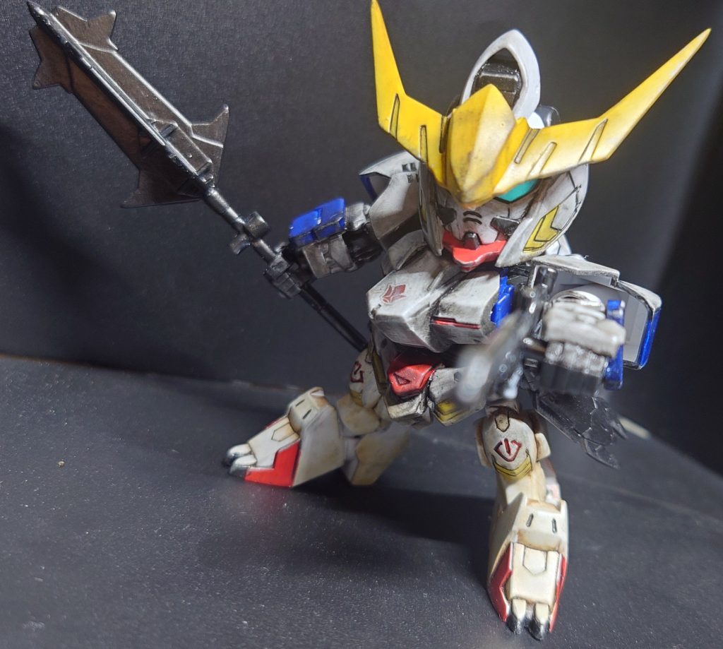 このキット、プロモーション、可動は完璧ですが首がグラグラ動いて固定が難しいのが難点ですね。ちょこっと改造すれば良くなると思いますがまた今度ですね。他の形態も再現できるお得なキットですが、全部再現するとなるとくそ大変ですね。買って仮組みした時にこれ全部やるのか…ってなったので、バトアラで出てきた時はありがてえええってなりましたね。