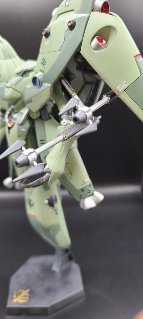 サブアーム、バインダー内部も塗装しました!メカニカルな部分を塗るのが一番面白いと私は思ってます(*^^*)にしてもなぜこのキットにはデカールがないんだ( ;∀;)