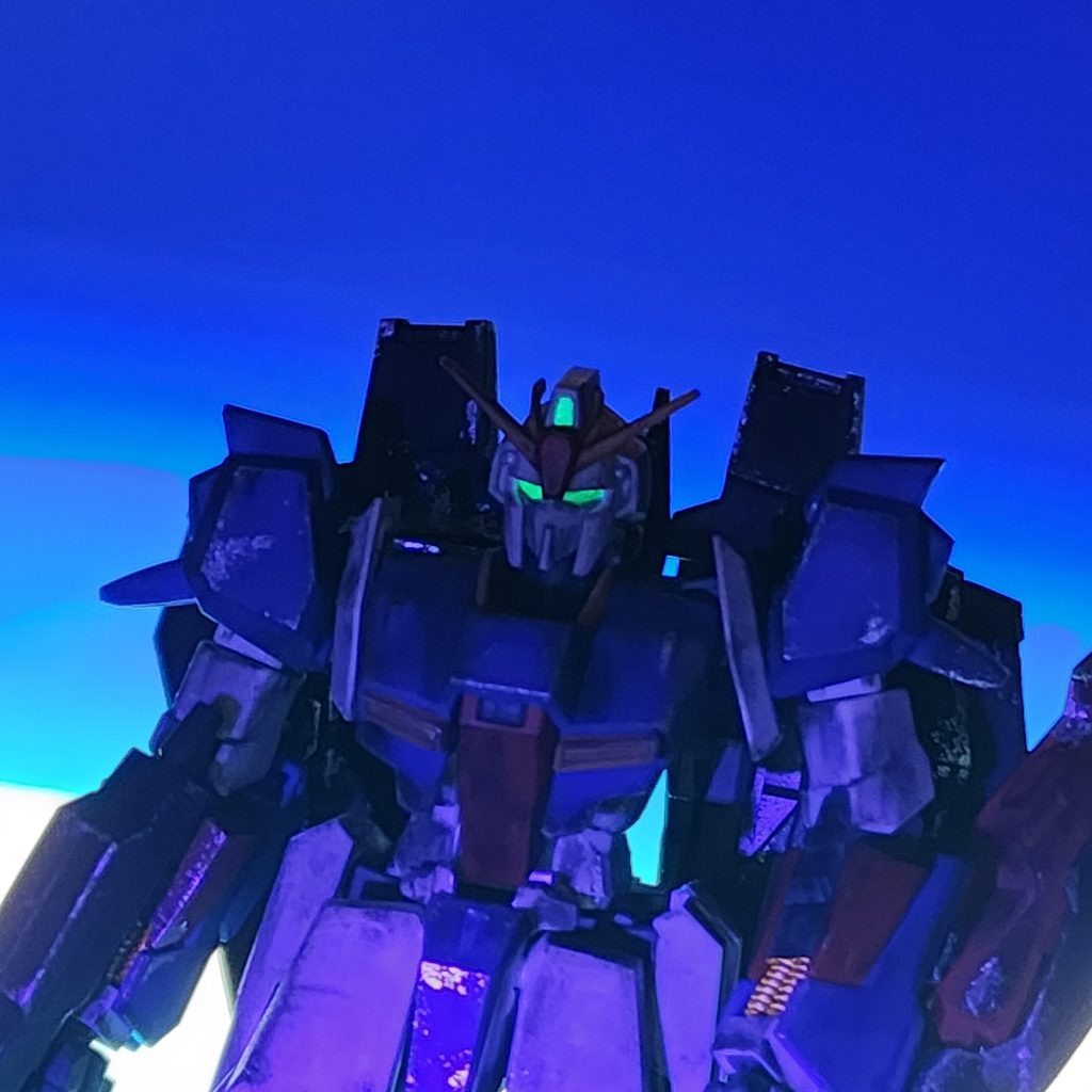 今回もセンサー部分は、びこーん！します