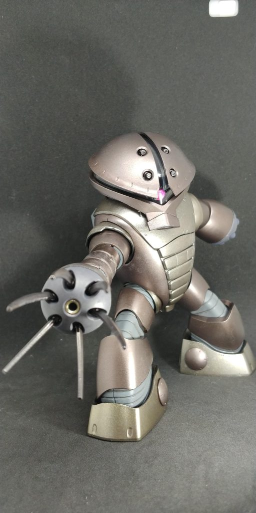 今回のガンダムマーカー【ヘビーガンメタ×Ｇゴールド×ロイヤルメタレッド】、【ヘビーガンメタ×ホワイトゴールド】、【ヘビーガンメタ×Ｇホワイト】、【Ｇグレー×ニューホワイト】、ホワイトゴールド、Ｇグレー、Ｇブラック、Ｇメカグレー、ファントムグレー、シャインシルバー、ヘビーガンメタリック、メタリックピンク