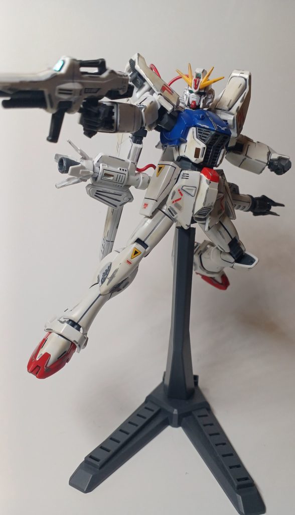 ガンダムといったらこのポーズ