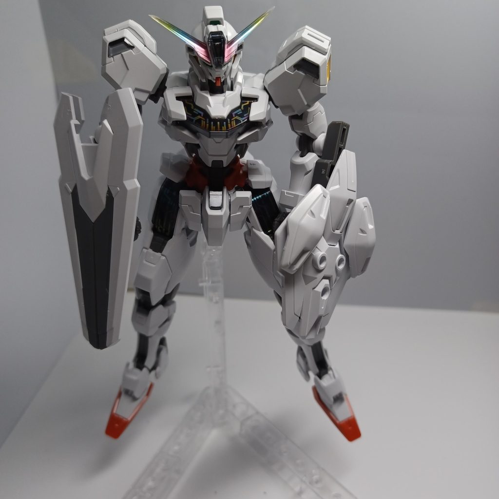 元々の予定だった格闘シールドキャリバーンです。