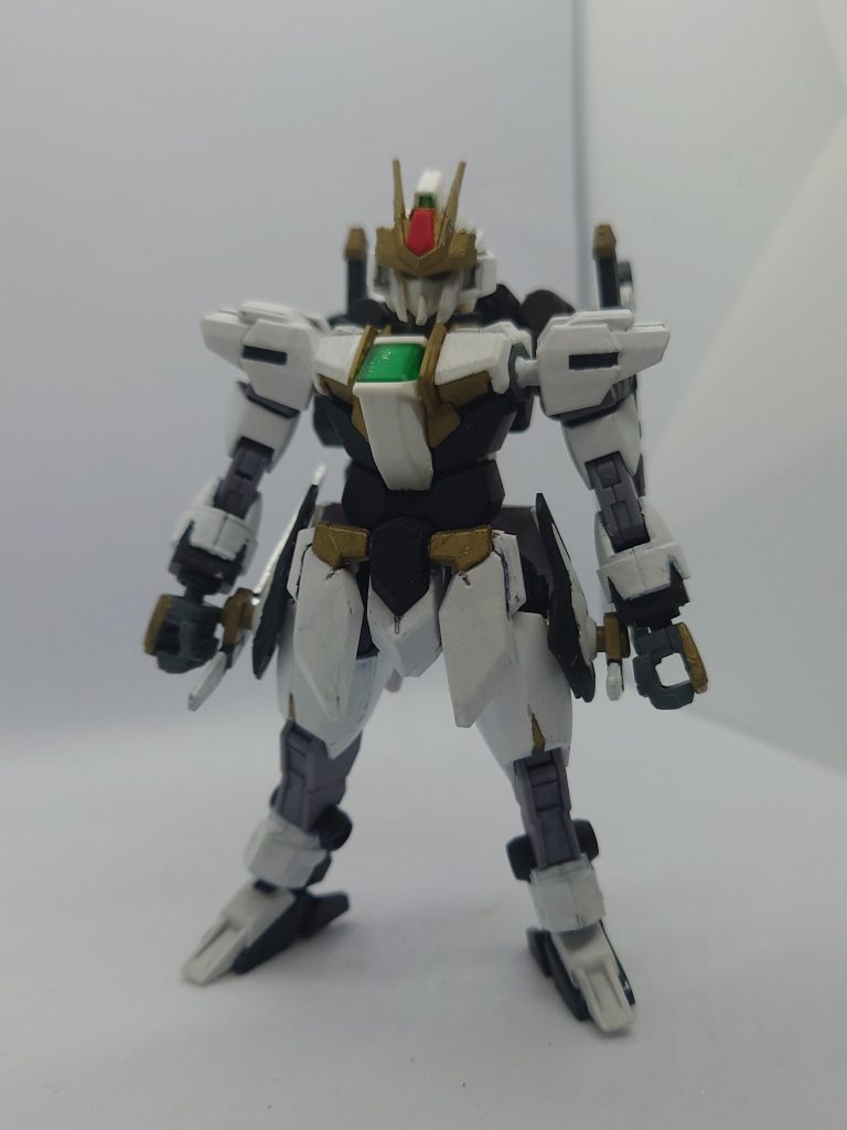 機体名:白虎式型式番号:MSN—PFX100(一応)ルナゲイザーガンダムにコアガンダムの要素を組み込んでカラーリングを「白虎」をモチーフとしたものに変えた機体。小型機故の高い機動力で敵を翻弄するスタイルを得意とする。