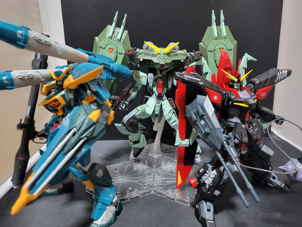 3馬鹿……もとい悪の3兵器が数十年の時を経て1/100で揃いました。カラミティが大好きなのでこの時を心待ちにしてました。