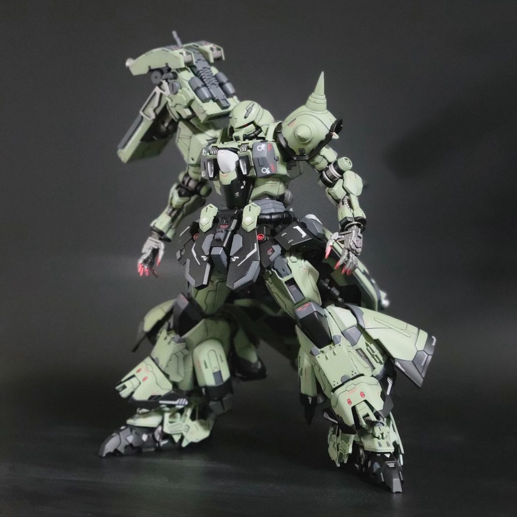 非武装 前側全体が三角形になるようにミキシングし、どっしり感をだしました。