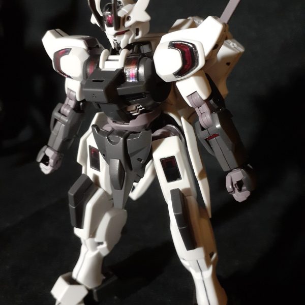 HG　ガンダムシュバルゼッテ