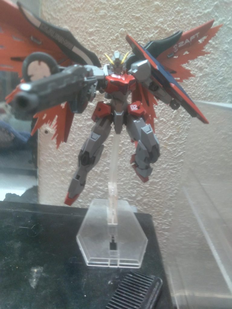 With the wings of light installed as well as the advanced beam rifle from the tertium arms set. It's been modified slightly to be able to use the 30MM shooting effects 