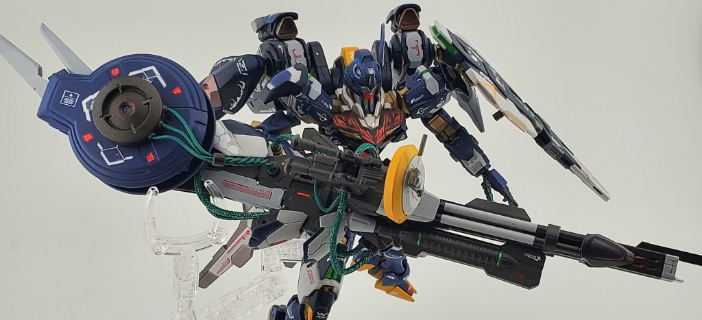 ジャンクパーツを寄せ集めて作った『試作メガバスターランチャー』です主に『30MM カスタマイズウェポンズ (ガトリングユニット)』の部品を使っています。