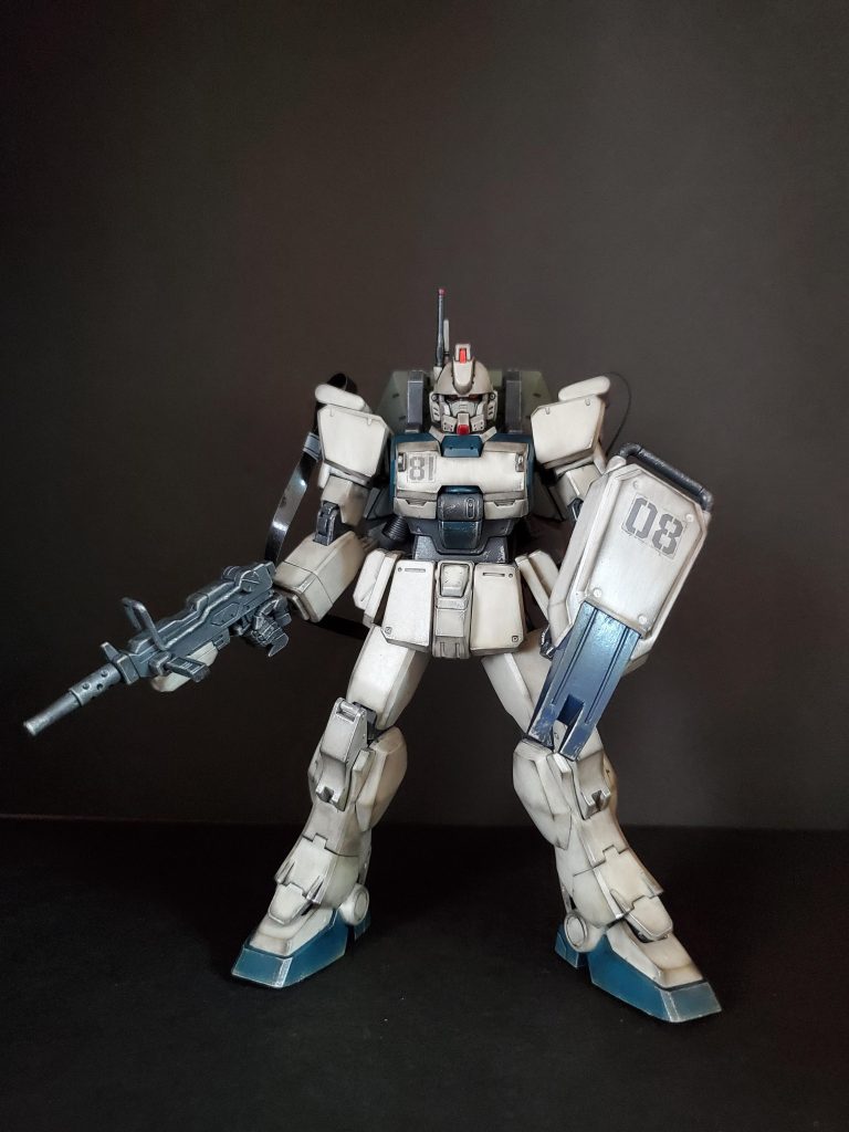 全体像前部分塗装→ウェザリングカラー(マルチブラック)→エナメル塗料シルバーでドライブラシ→ウェザリングカラー(サンド、スス等)→つや消しスプレーで仕上げ