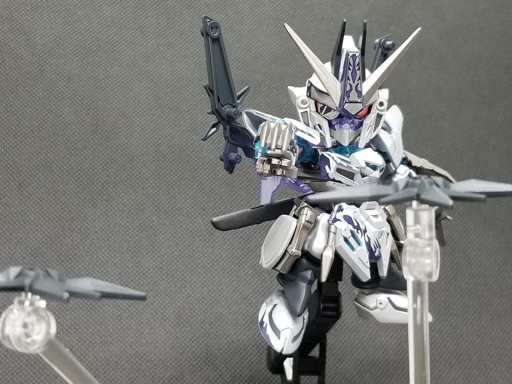 正面から。なかなか雰囲気ありません?(笑)これで手裏剣回ってたらバッチリだな😁