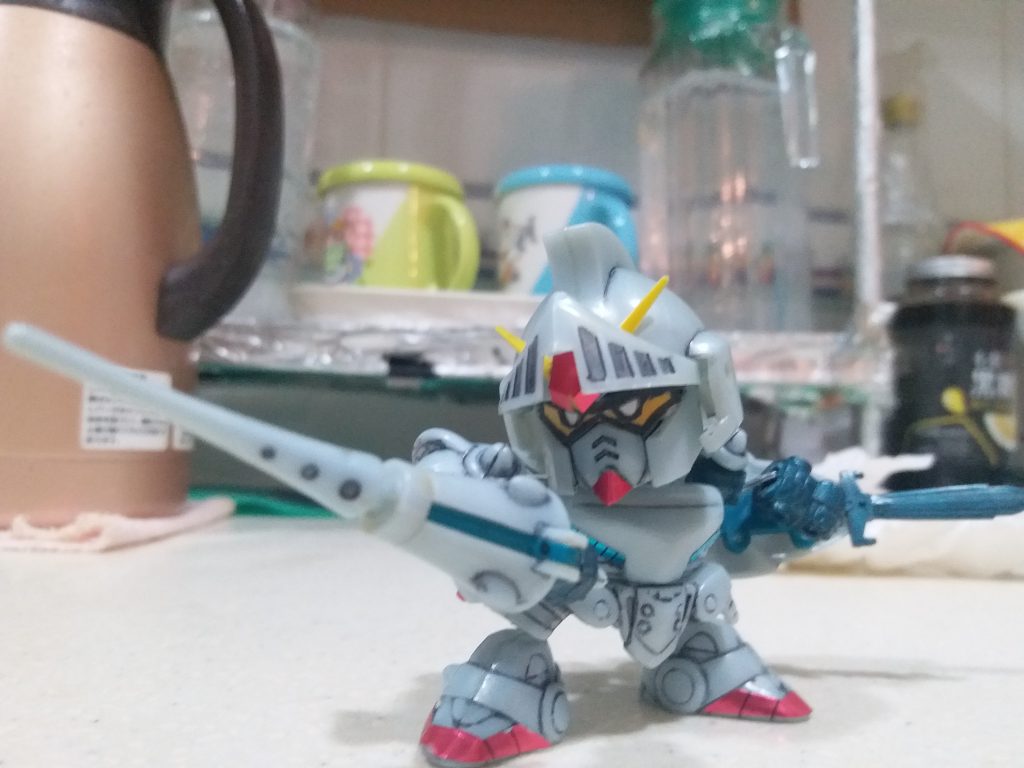 ᕙ⁠(⁠⇀⁠‸⁠↼⁠‶⁠)⁠ᕗ