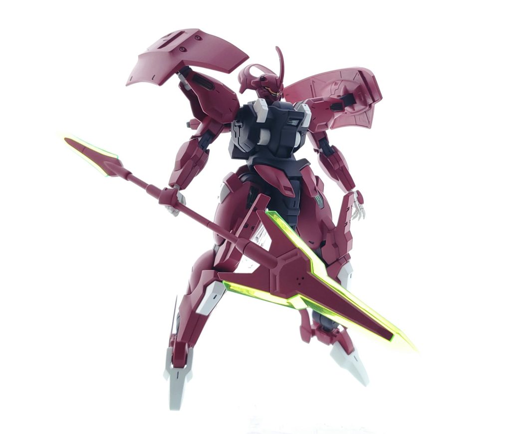 使用塗料レッド:水性ホビーカラー シャア専用機レッドブラック:             〃               つや消しブラックホワイト:             〃                ホワイト関節:メカサフスーパーヘヴィメインカメラ:ガンダムマーカーメタリックイエローグリーン&イエローゴールドスミ入れ:タミヤスミ入れ塗料ブラック&ダークグレイ