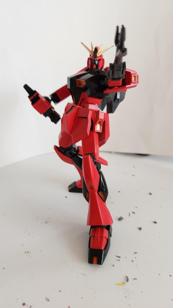 サイコガンを持つガンダム–3枚目/制作者：アイアンビリー