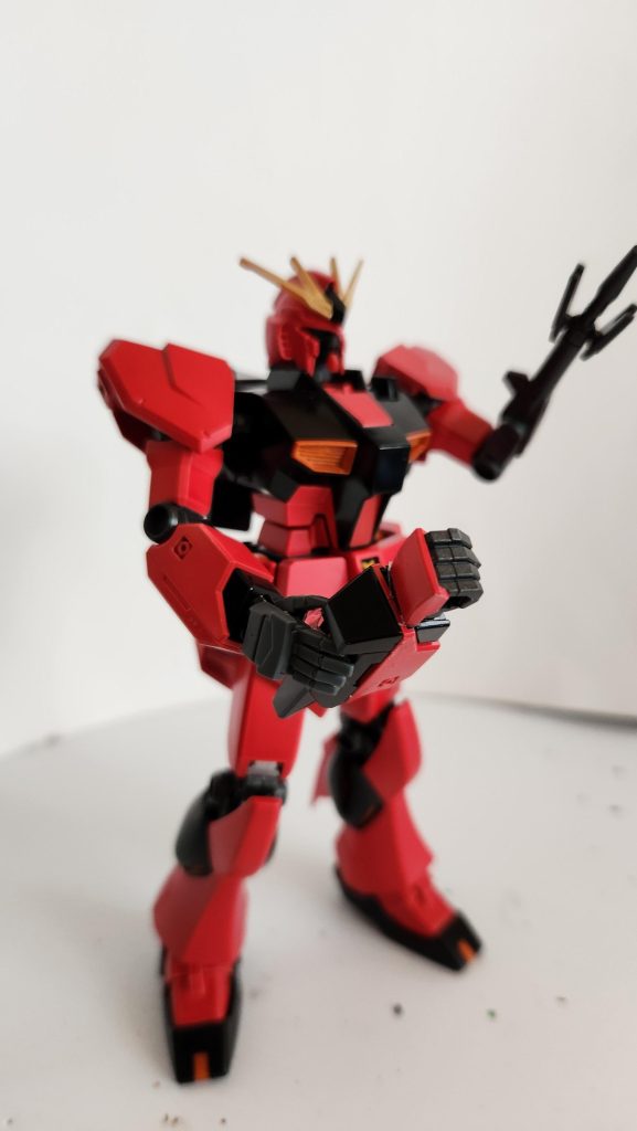 サイコガンを持つガンダム–4枚目/制作者：アイアンビリー