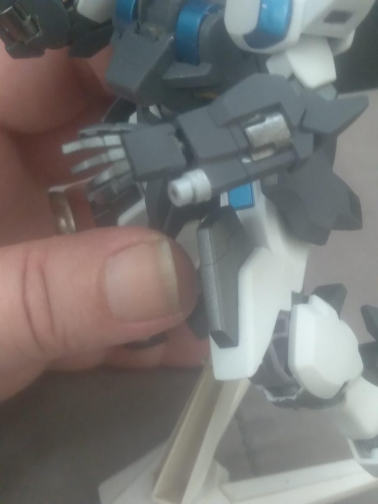 Beam guns were added to the forearms. Not only can they fire beams, they can also generate a beam blade. There is one on each arm