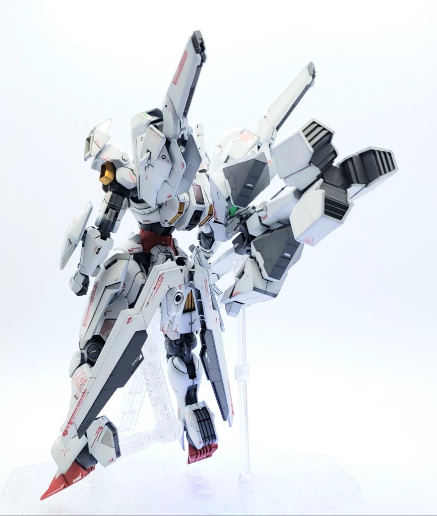 今回のお気に入りポイント🎵キャリバーンのフライトユニットを表現するためにたどり着いたのが、ヘイズルⅡの脚部！？