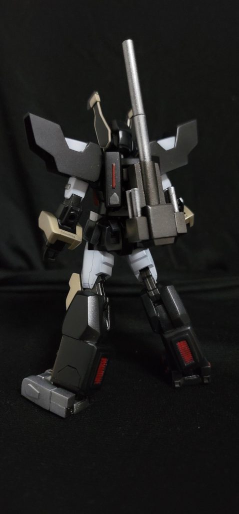 後ろ姿も同様に力強くて良かったです-.- 