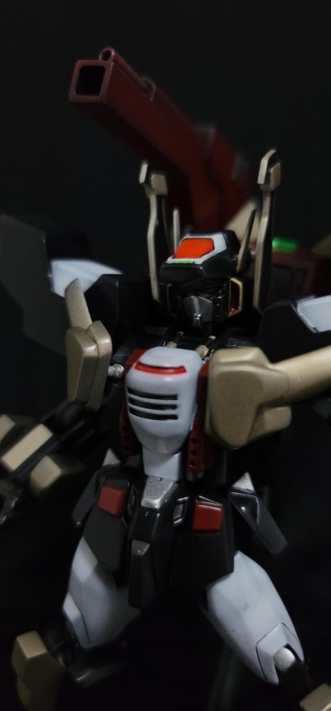 トプ画の通りマスクは着脱式になってますd(˙꒳​˙* )