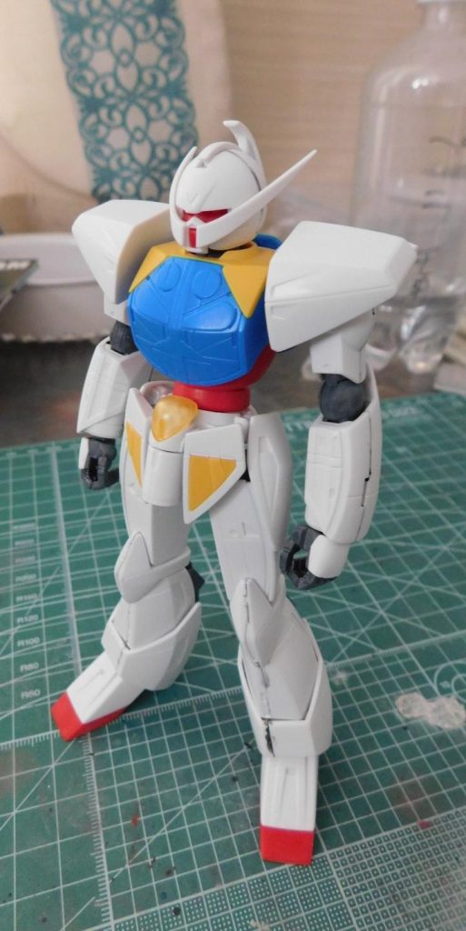 先に仮組みから終わらせてます。髭をシャープにして、スカートを分割してます。