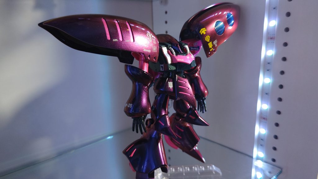 こちらのアズライトルビーを使って、キュベレイをテカテカの偏光で作成してみたので、気が向いたら投稿しまーす！もし見たい方いたらコメントくださいー！