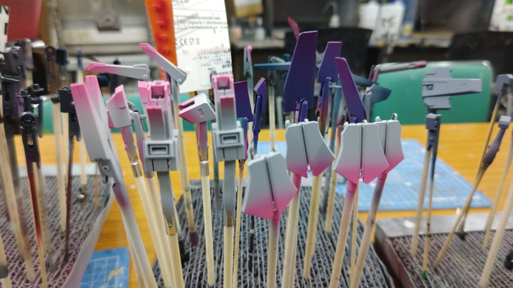 灰色からの桜色はなかなか大胆な配色にできたかと思います😊