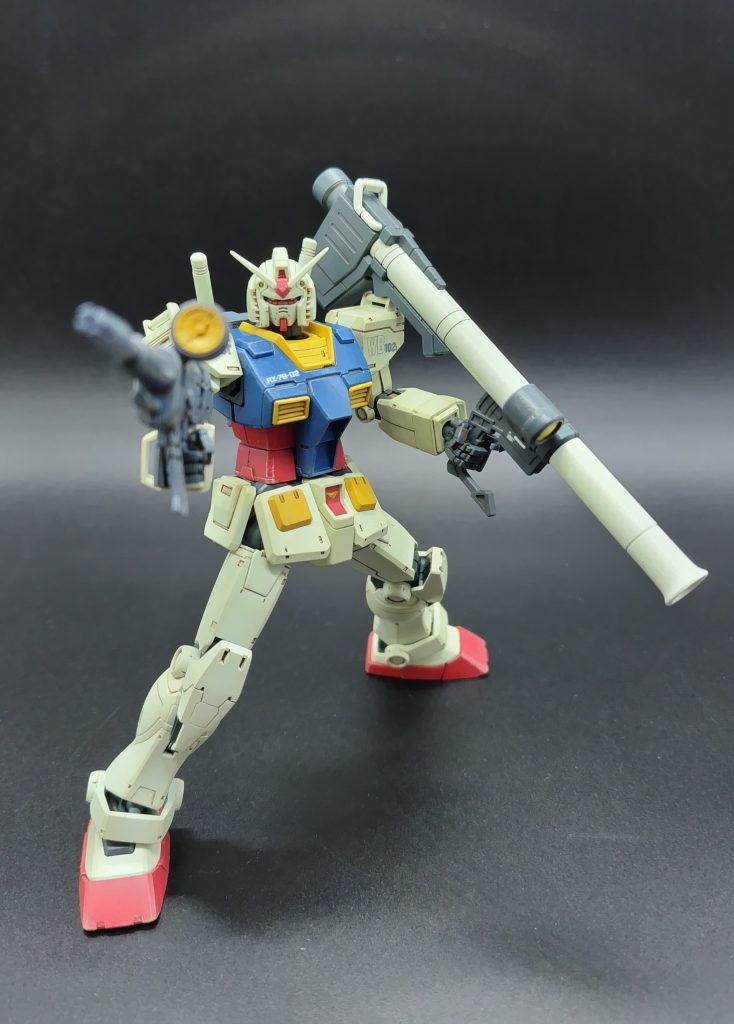 汚しは超あっさり目で。デカールも大きいのだけにしときました。（手抜きで）