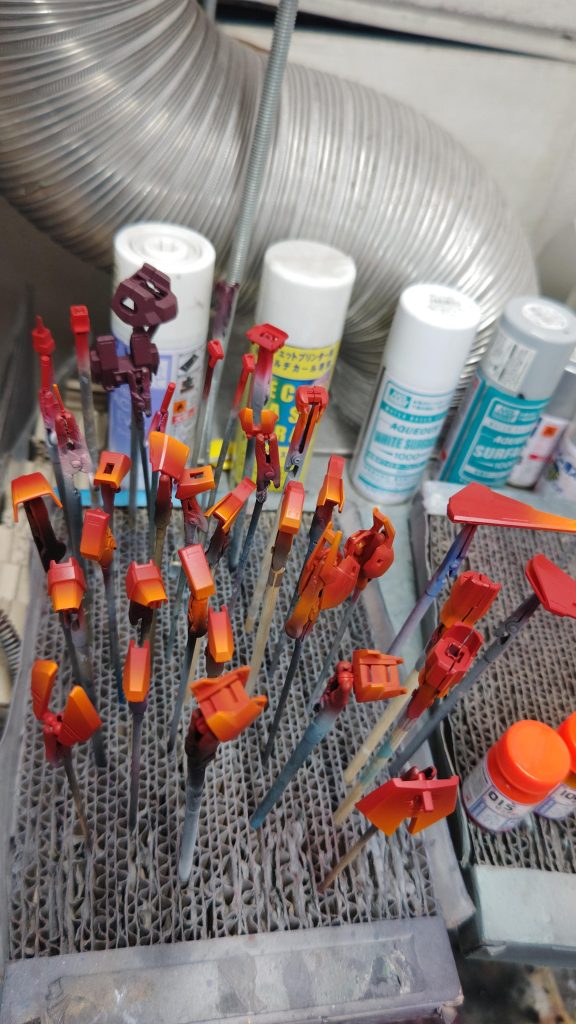 塗装はいつもの秋葉原工作室さんで！