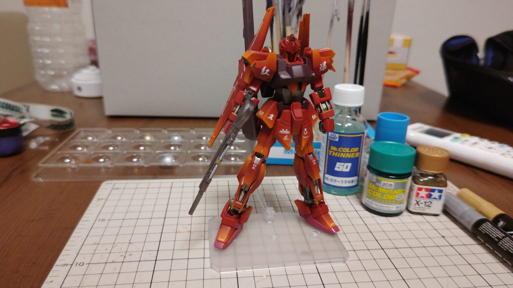 2時間ほどでデカールと筆塗り