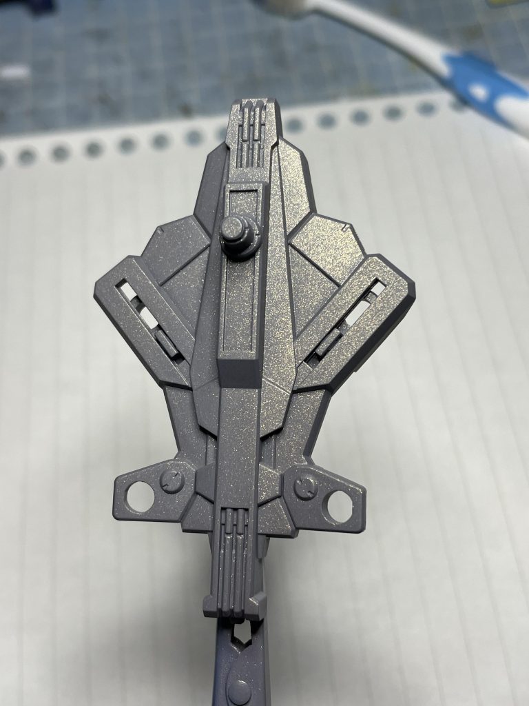 フレームはメカサフheavyにパールカッパーを薄く吹き付けて角度によって変化する様に塗装。