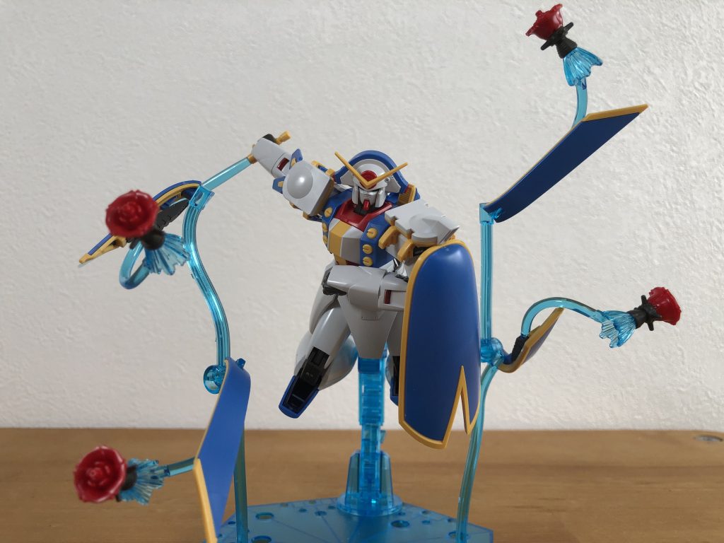 本キットのオリジナルギミックで放つ必殺技。イラストの再現っぽいポーズにしてみました。