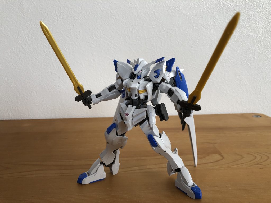 バエルって厄祭戦の主人公機っぽい雰囲気ありますね。