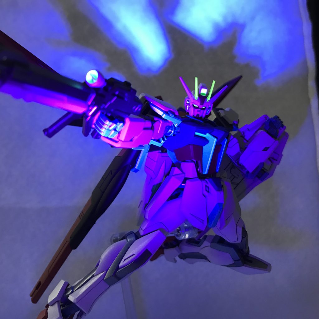 EGストライクガンダムwithビルドブースター–5枚目/制作者：shinshitsu_modeler