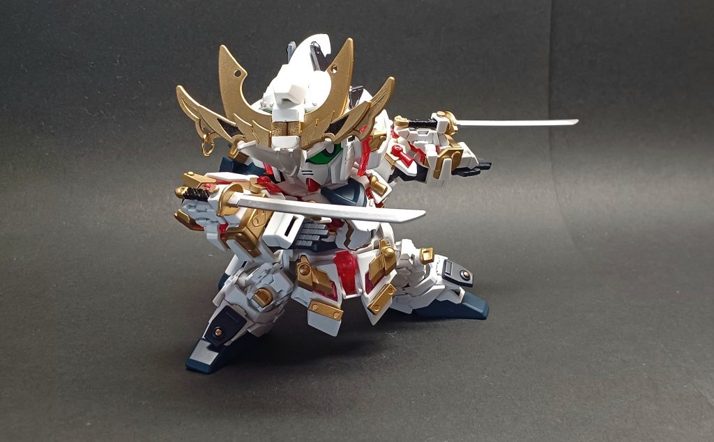 刀はビームトンファー風に装備できるようにしました。ブレードガンダムみたいで、お気に入りですw