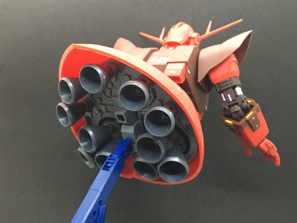 　欠品していたバーニアはコトブキヤのM.S.G.「バーニアノズルⅣ」を3セット使用。大バーニア×6、中バーニア×5基を使用しました。